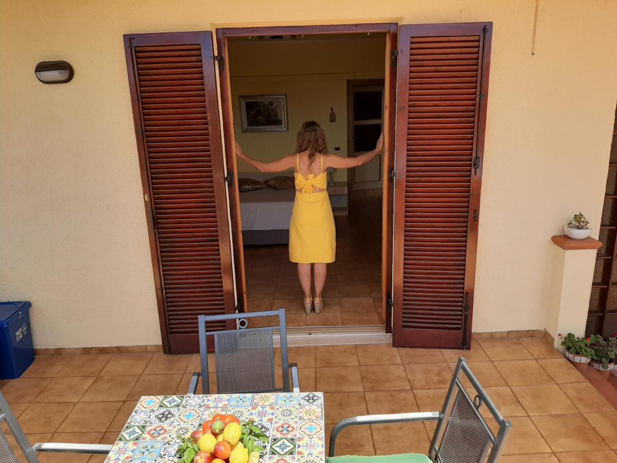Casanonnavittoria Acomodação com café da manhã Terrasini Exterior foto